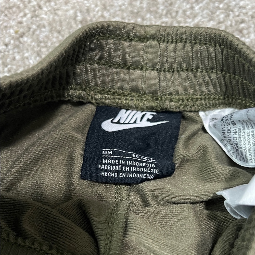 Nike Kids Joggers - Picture 2 of 3